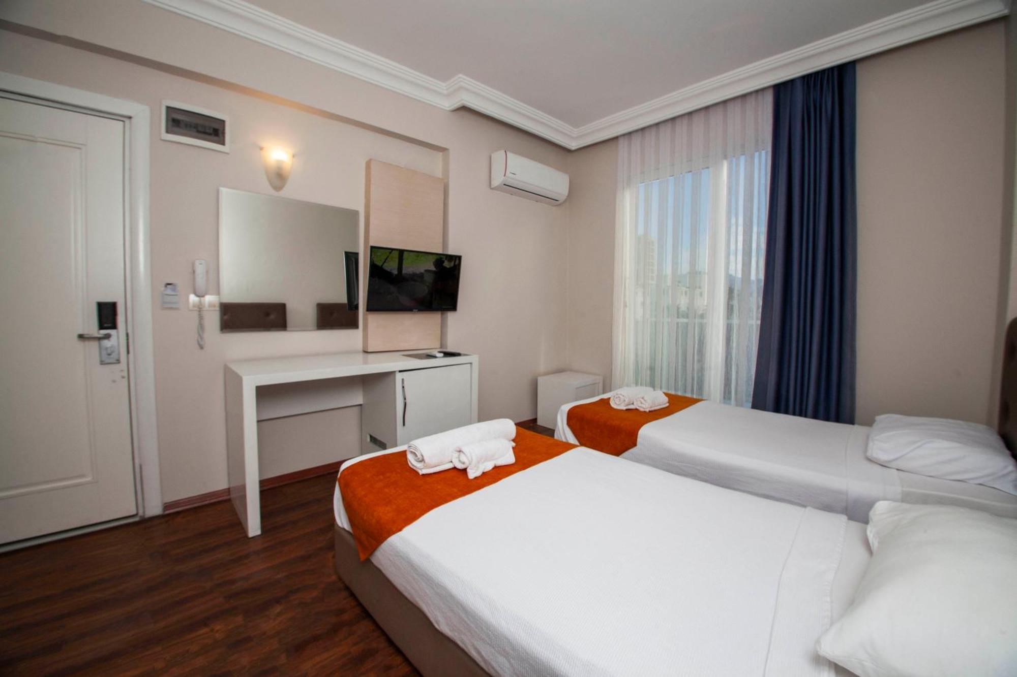 Goldkaya Hotel 马尔马里斯 外观 照片